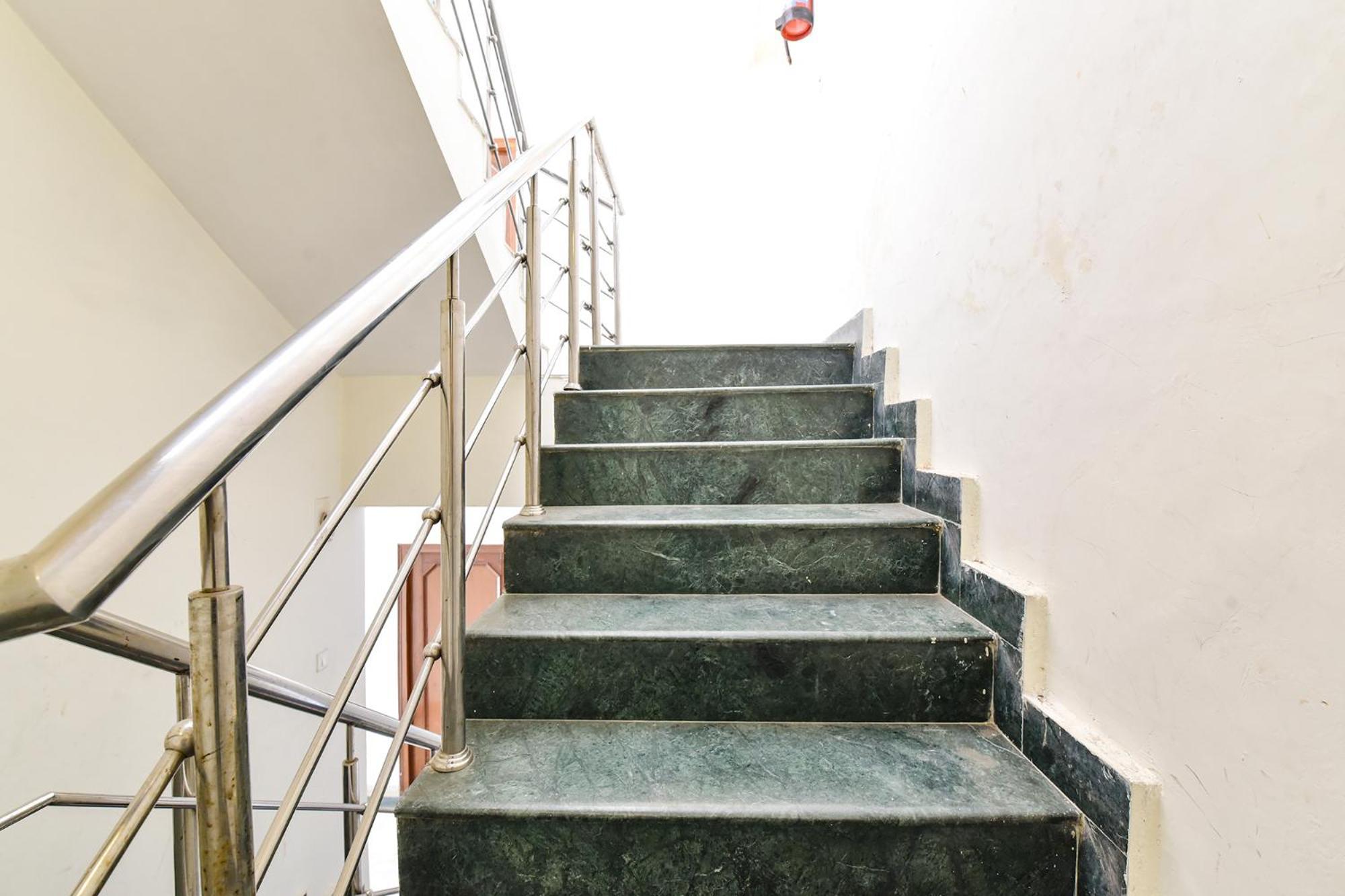 Fabhotel Basera Haridwār Esterno foto